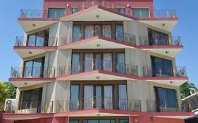 Ellinis Hotel